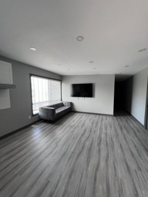 85 Main upstairs